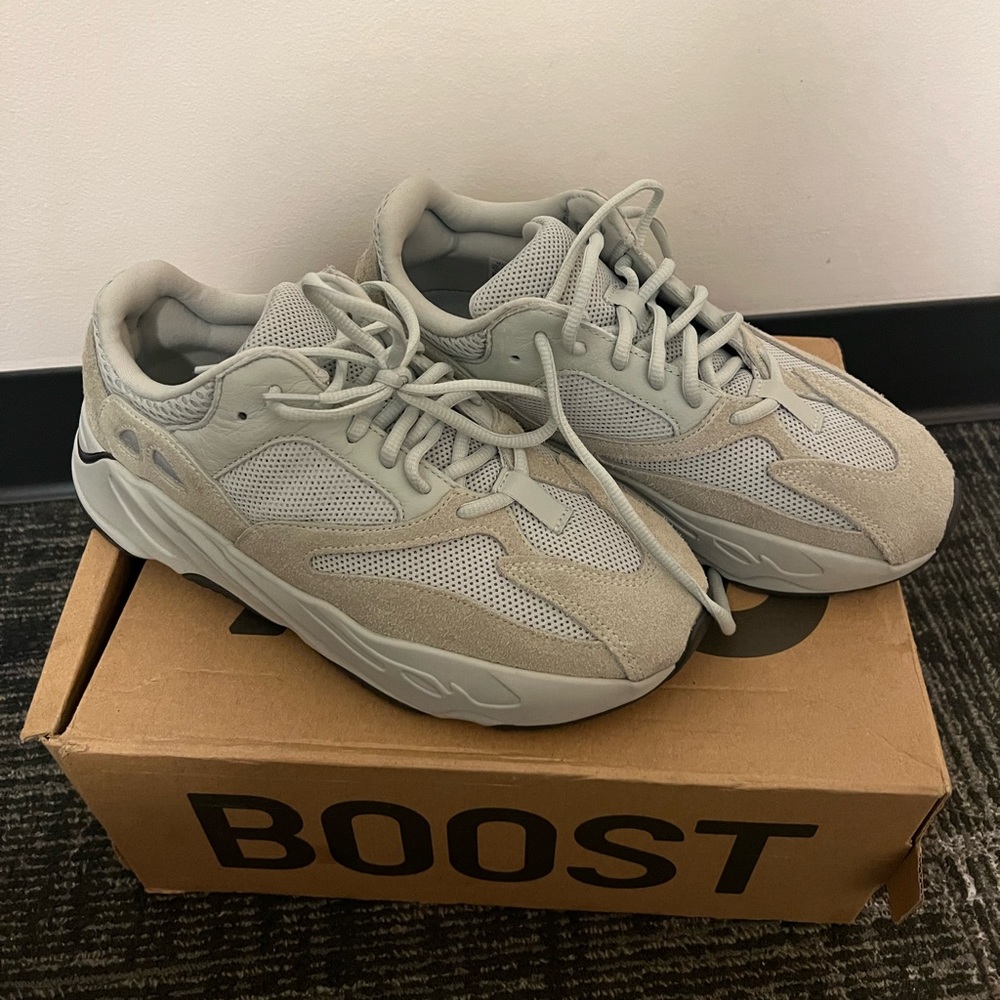 adidas Yeezy Boost 700 Salt